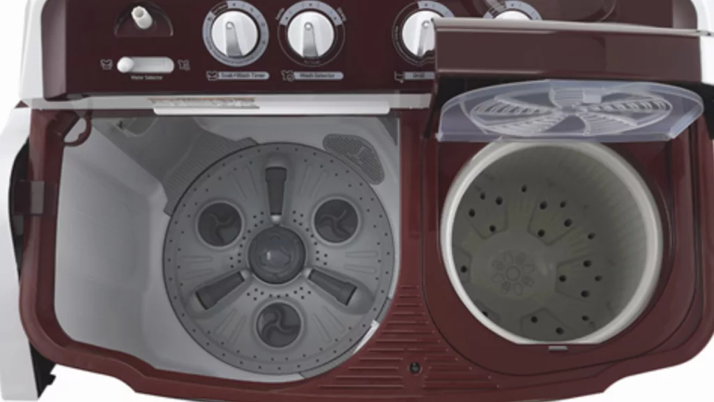 What is semi-automatic washing machine?